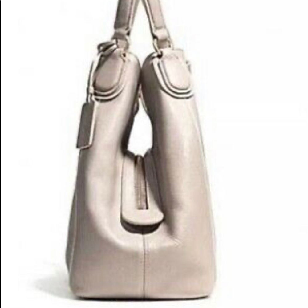 Coach Edie Shoulder Bag. Excellent condition!! - Picture 3 of 8